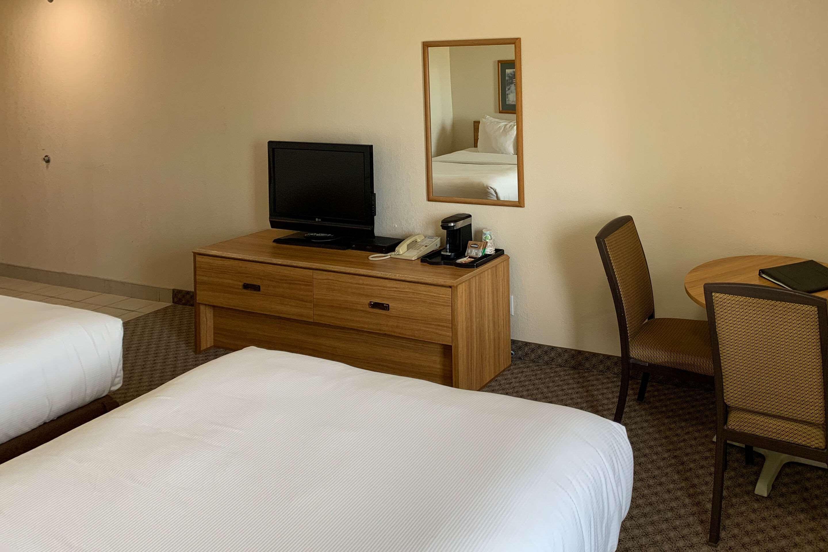 Rodeway Inn Altoona Eksteriør bilde