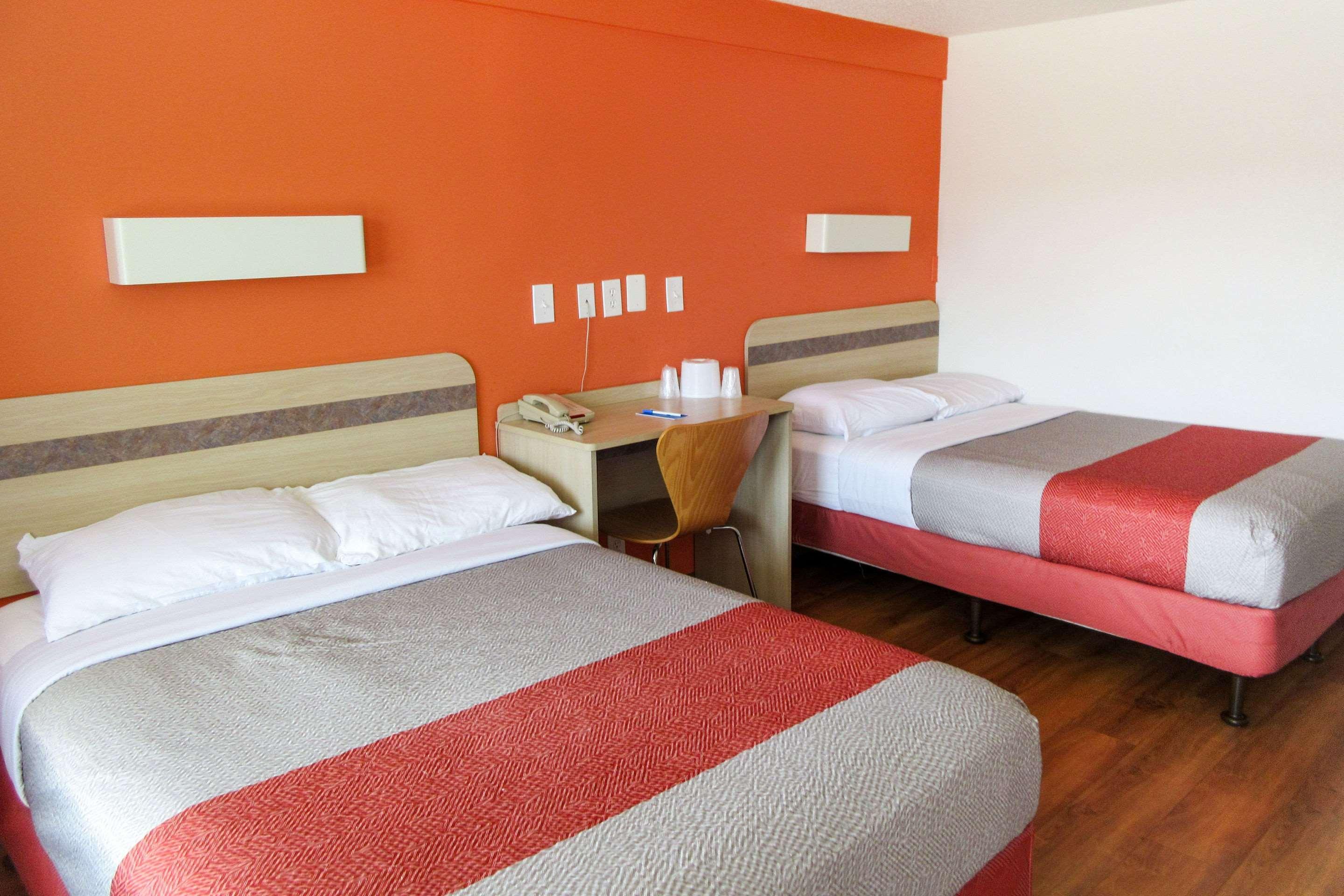Rodeway Inn Altoona Eksteriør bilde