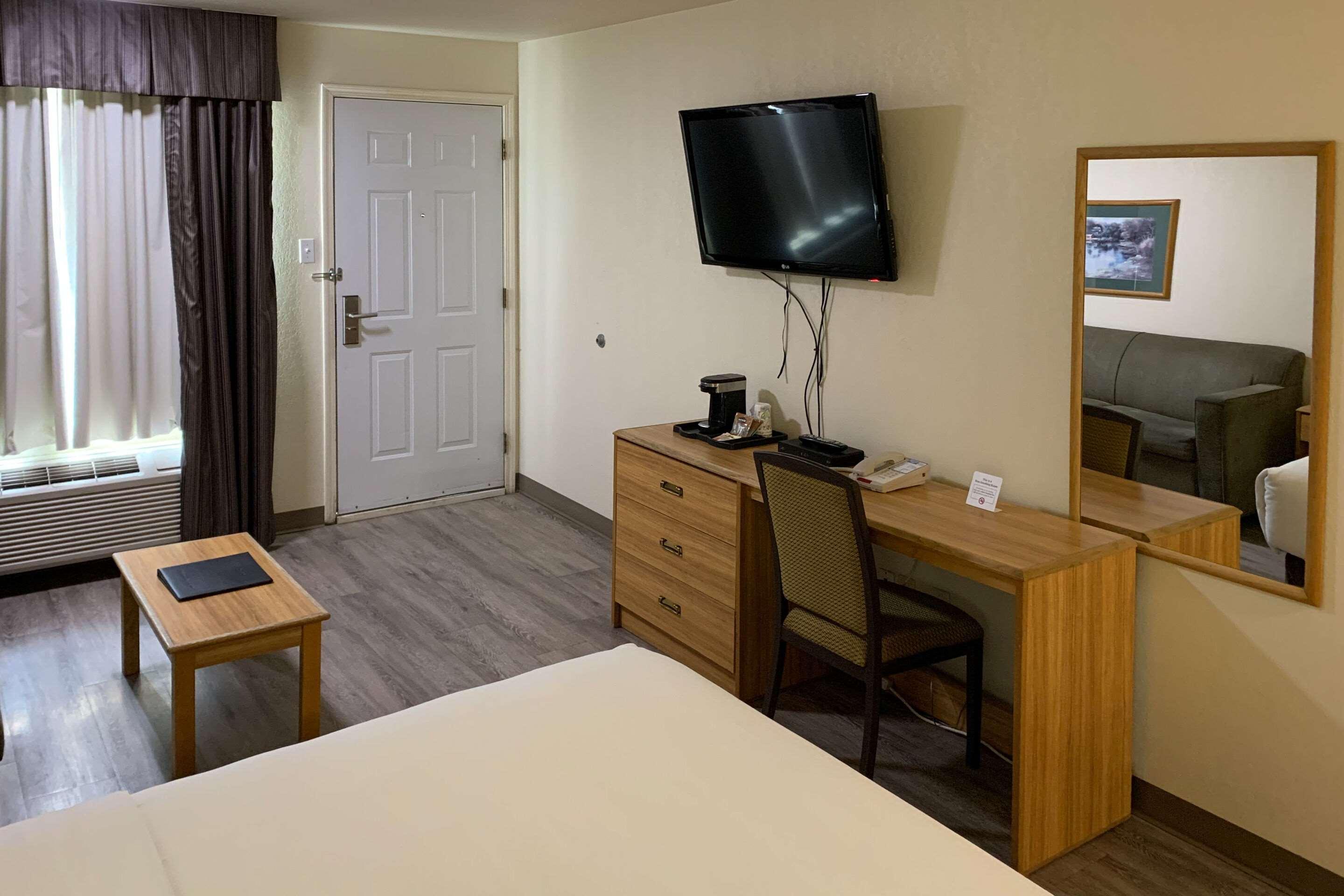 Rodeway Inn Altoona Eksteriør bilde