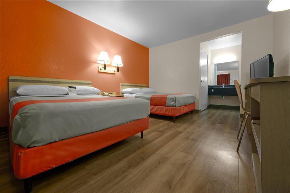 Rodeway Inn Altoona Rom bilde