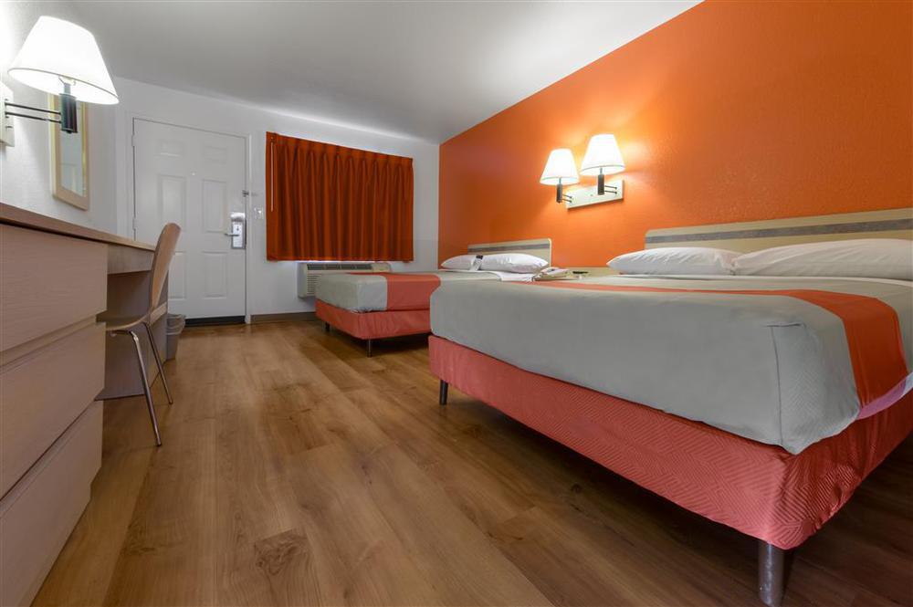 Rodeway Inn Altoona Rom bilde