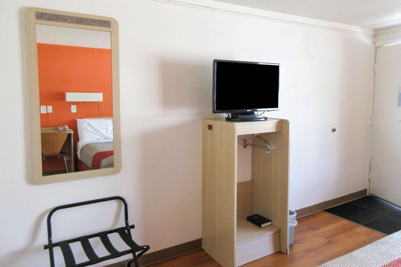 Rodeway Inn Altoona Eksteriør bilde
